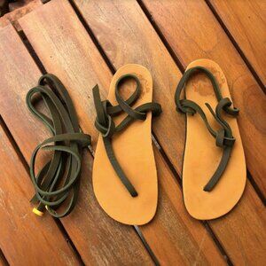 LUNA Sandals Rooted Brujita Slip-On in Moss green
